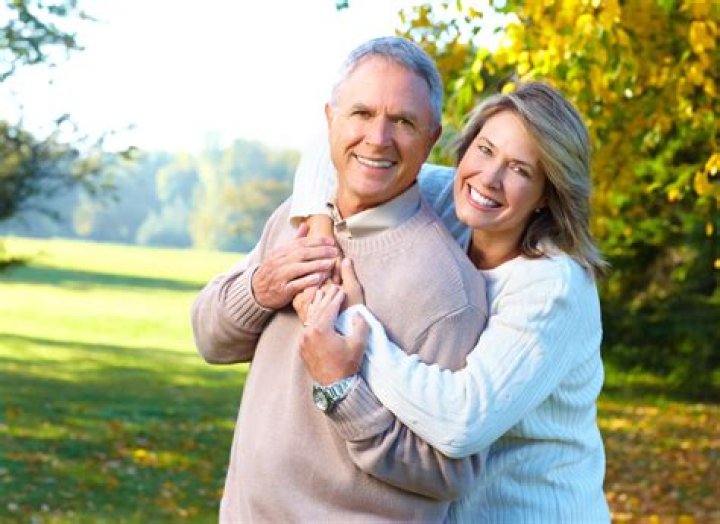 10 Signs Your Marriage Is Divorce-Proof, According to Therapists