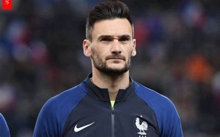 
31 Years Tottenham Hotspur and France National Team GoalKeeper Hugo Lloris Receives a Huge Salary From His Profession and Owns a Good Net Worth