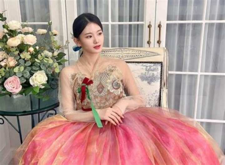 Aeji (Singer) Height, Weight, Age, Body Statistics