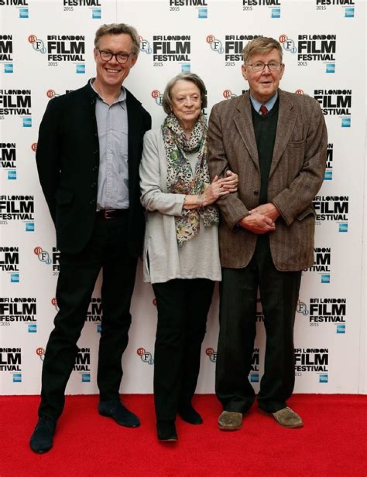 Alex Jennings - Bio, Age, height, Wiki, Facts and Family