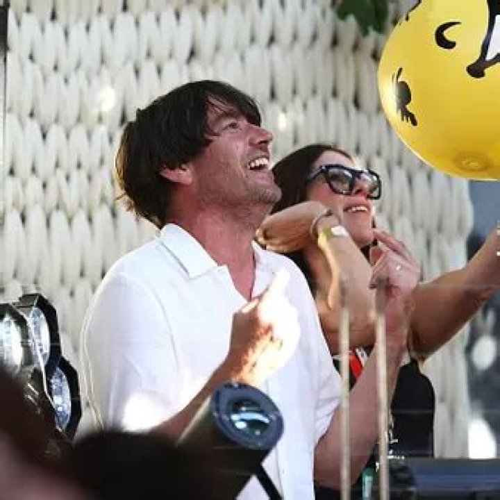 Alex Manoikian Net Worth | Celebrity Net Worth