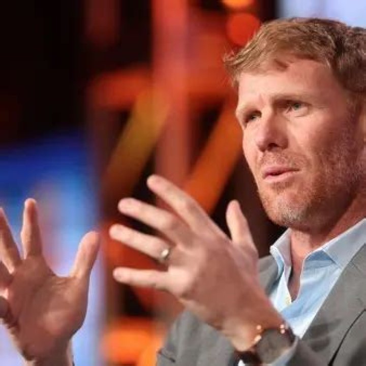Alexi Lalas Net Worth | Celebrity Net Worth