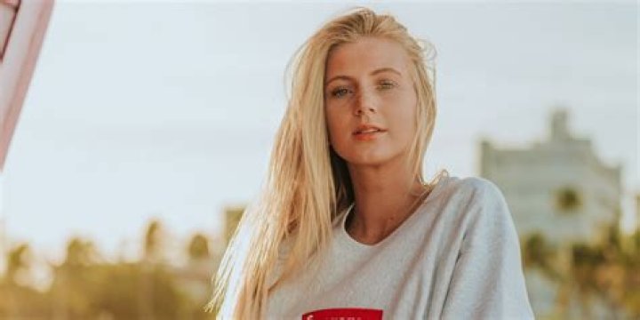 Alexis Clark (model) Wiki,Age,Birthday,Biography,Height,Net Worth ..