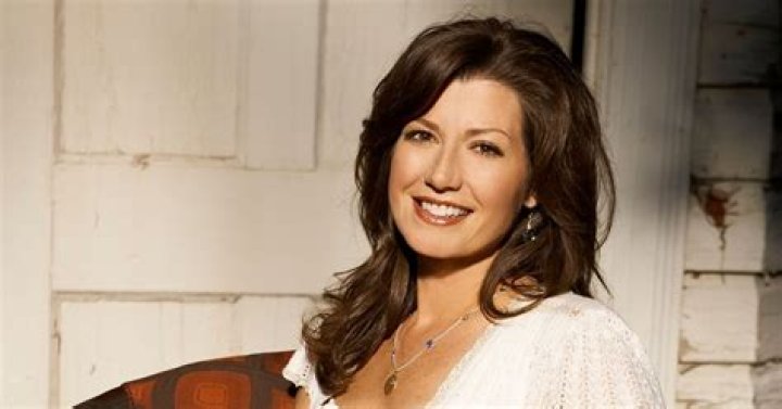 Amy Grant Says She's Had to Learn to Sing Again After 5-Hour Throat Surgery