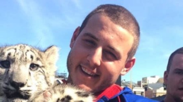 Anthony Rizzo Height, Weight, Family, Spouse, Education, Biography