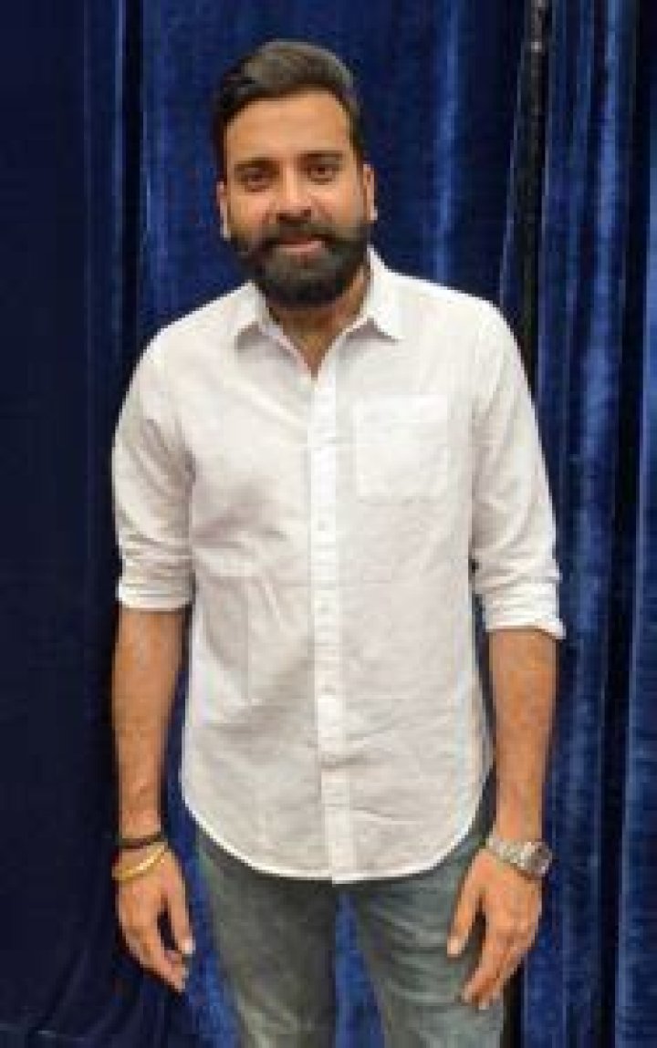 Anubhav Singh Bassi Height, Weight, Age, Family, Facts