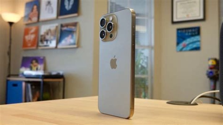 Apple Just Discontinued This Popular Phone