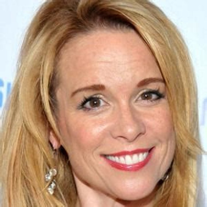 Chase Masterson - Bio, Age, Wiki, Facts and Family