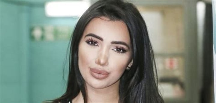 Chloe Khan Height, Weight, Age, Boyfriend, Family, Facts, Biography