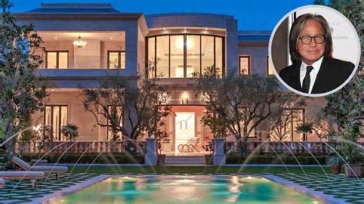 Controversial Developer Mohamed Hadid Is Building A $250 Million Beverly Hills Mansion On Spec