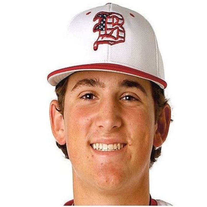 Cooper Kinney Bio, Age, Net Worth, Signing Bonus, Contract, MLB, & Girlfriend