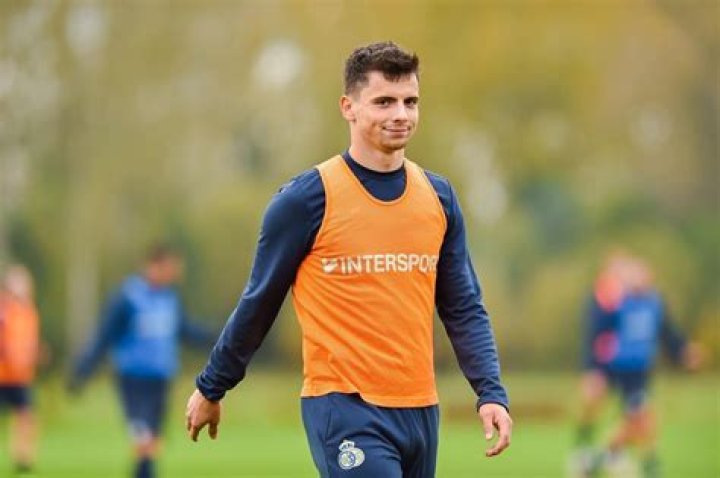 Dante Vanzeir Bio, Age, Net Worth, Salary, Market Value, Stats, & Girlfriend