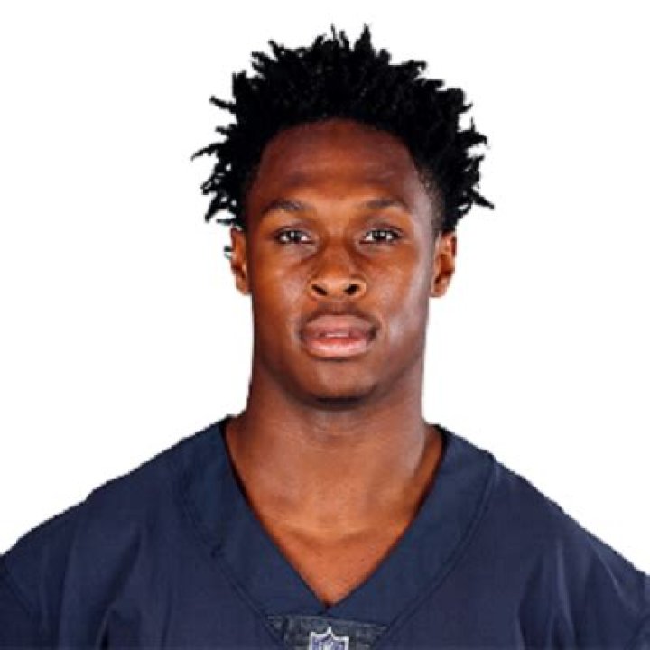 Darnell Mooney Bio, Age, Net Worth, Salary, Contract, NFL, & Dating