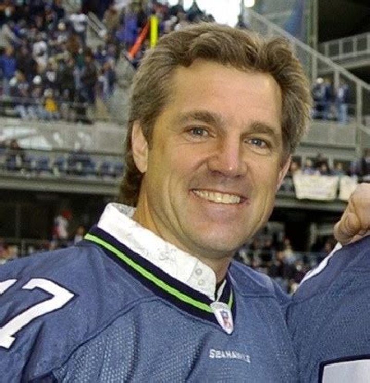 Dave Krieg Net Worth | Celebrity Net Worth