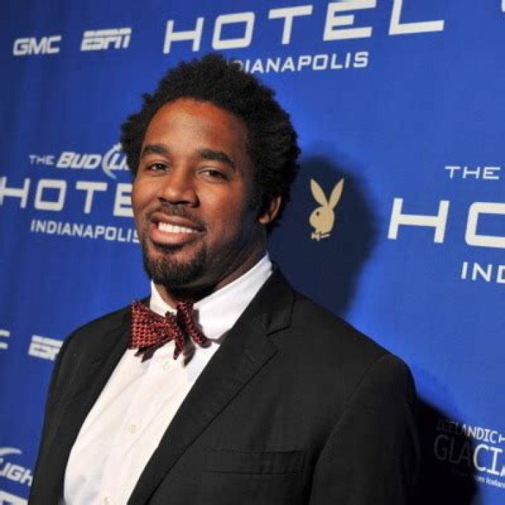 Dhani Jones Net Worth | Celebrity Net Worth