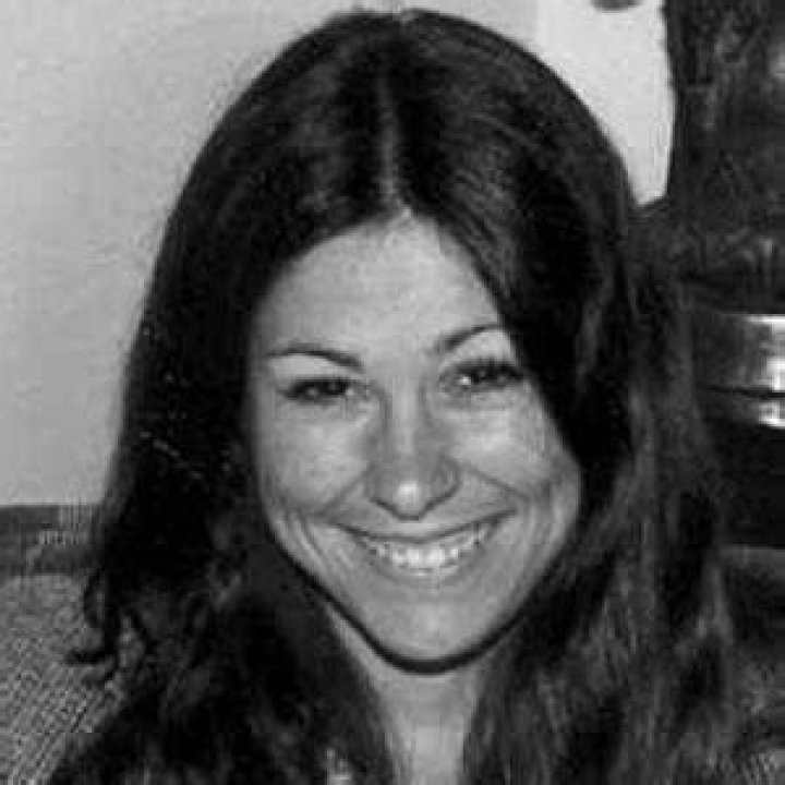 Diana Canova - Bio, Age, Wiki, Facts and Family