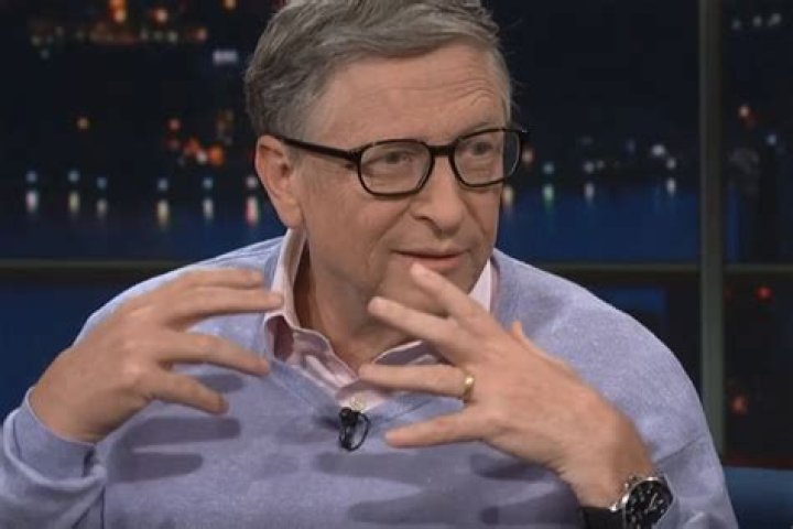 Does Bill Gates Wear a Watch?