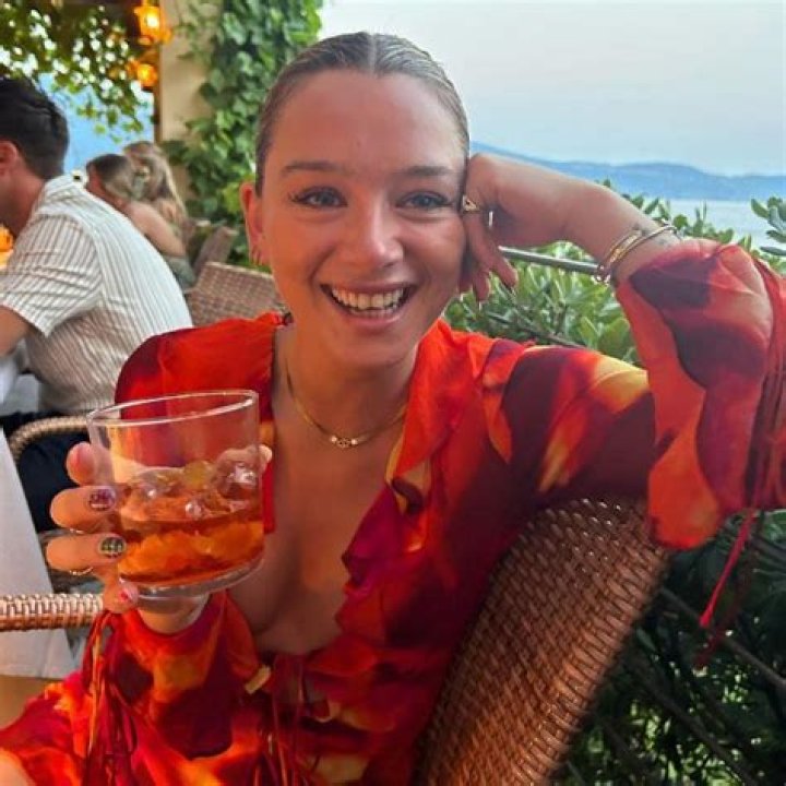 Eloise Smyth Height, Weight, Age, Facts, Biography