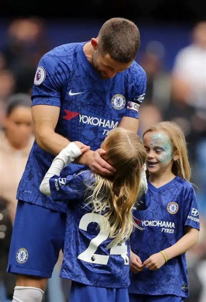 
England National Team Player Gary Cahill's Married Life with Gemma Acton; Do They Share Children?