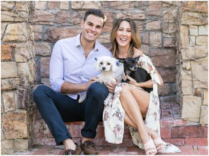 Erin Coscarelli Bio - salary, net worth, career, married, relationship, husband, affair, age, family, engaged, height, family, children, boyfriend