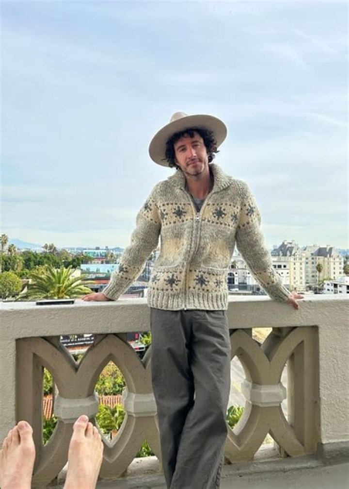 Evan Winiker Height, Weight, Age, Family, Biography, Facts