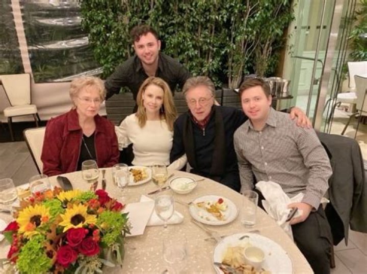 Frankie Valli Height, Weight, Age, Girlfriend, Biography, Family, Facts