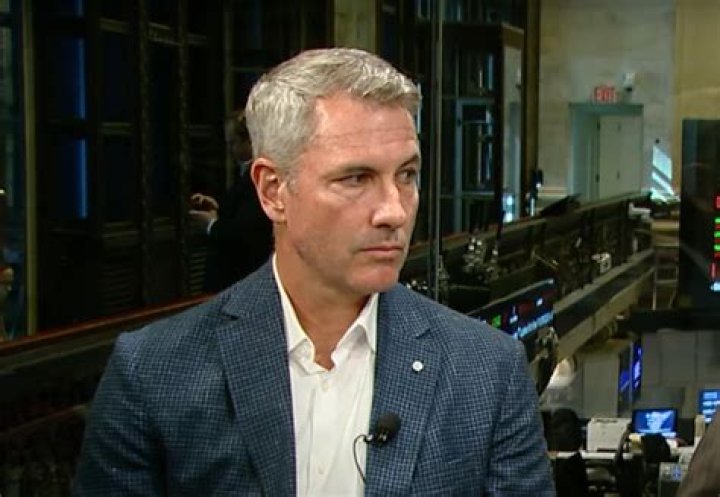 Gil Buron Bio - net worth