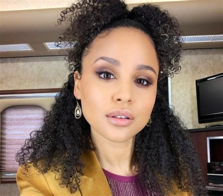 Hayley Marie Norman Height, Weight, Age, Family, Facts, Biography