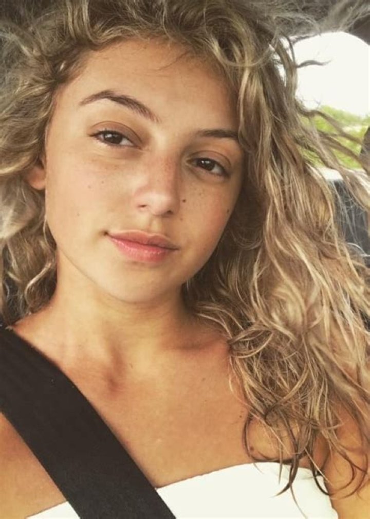 Hollie Steel Height, Weight, Age, Body Statistics