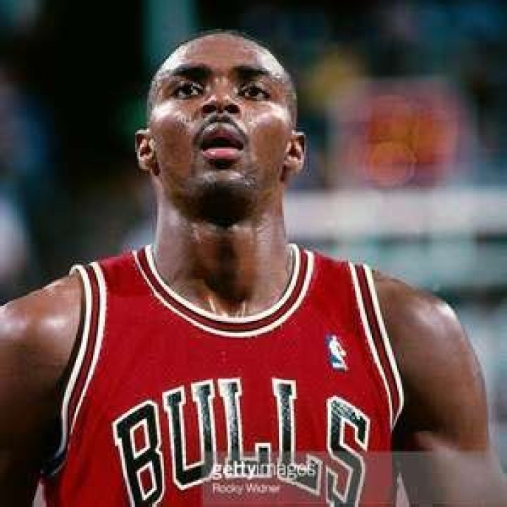 Horace Grant Earned $67,077,213 from his 17-years long NBA career, How much is his net worth as of 2021?