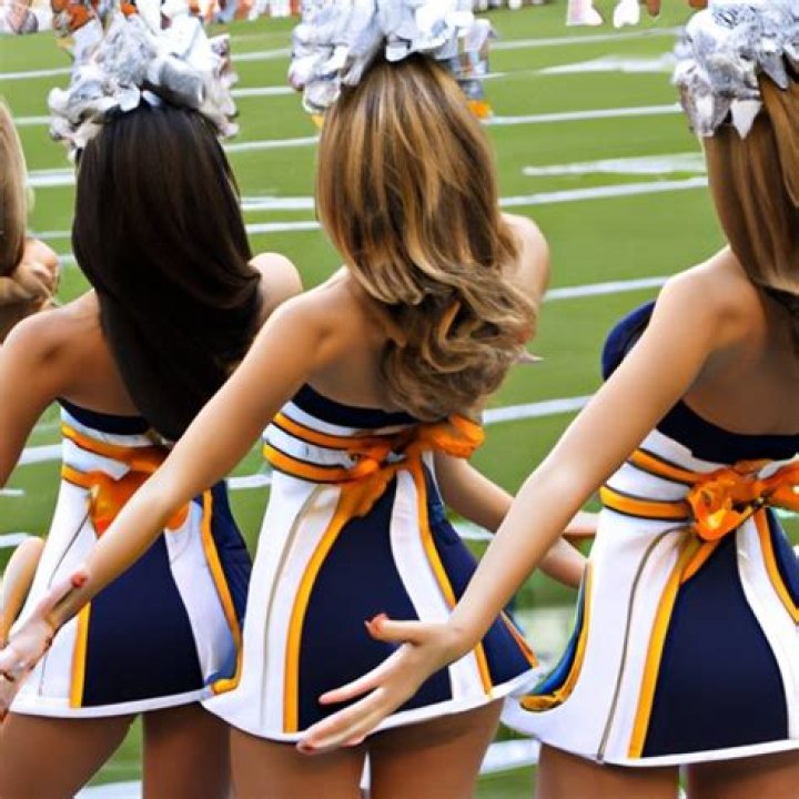 How Much Does An NFL Cheerleader Make? NFL Cheerleader Salary