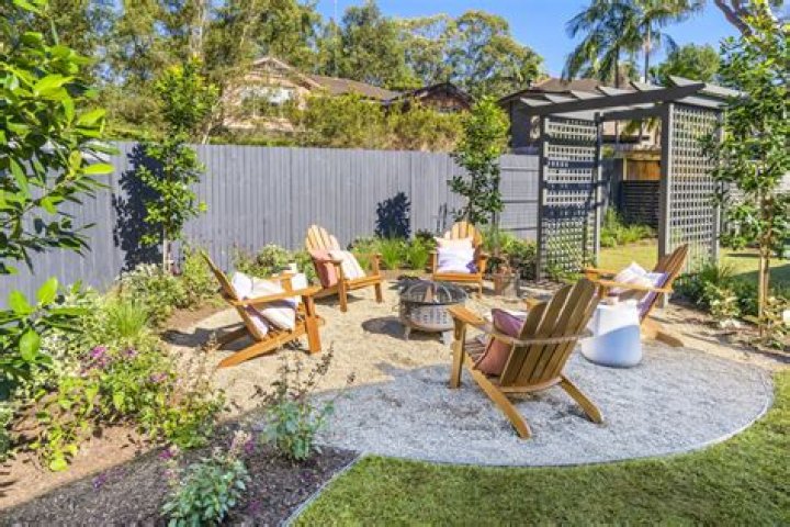 How to Transform Your Backyard into a State-of-the-Art Summer Movie Theater