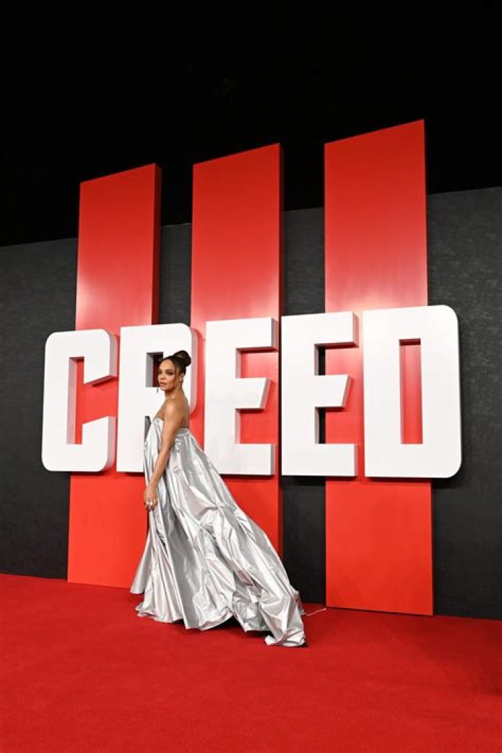 III’ premiere – Celeb Secrets