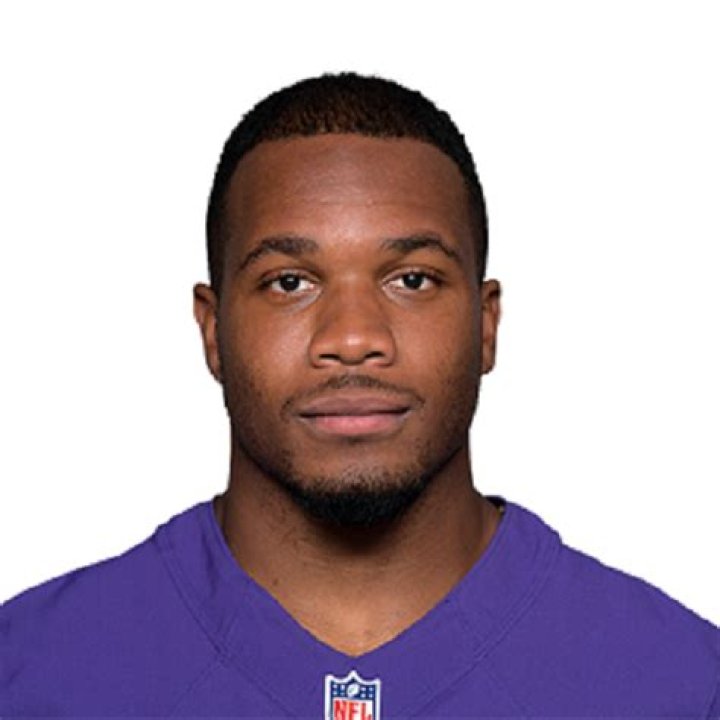 J.K Dobbins Bio, Age, NFL, Net Worth, Contract, Salary, Mother, & Relatioship
