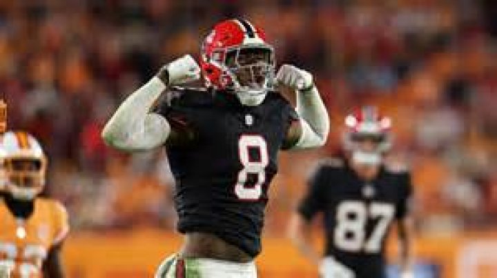 Jake Pitts Height, Weight, Age, Body Statistics