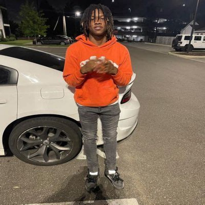 Jameson Williams College Career, Earnings, and Salary (Age, Family, Girlfriend, Relationship, Net worth, Stats)