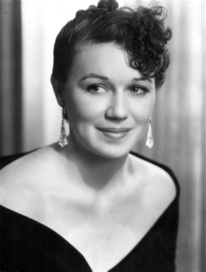 Jeanette Nolan - Bio, Age, Wiki, Facts and Family