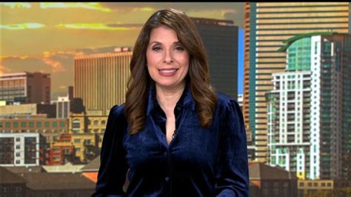 Jocelyne Lamoureux Bio - net worth