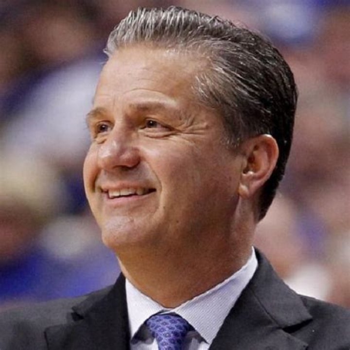 John Calipari University of Kentucky'e Head Coach Salary and Net worth 2020; Who is his Wife? John's Family, Children, House