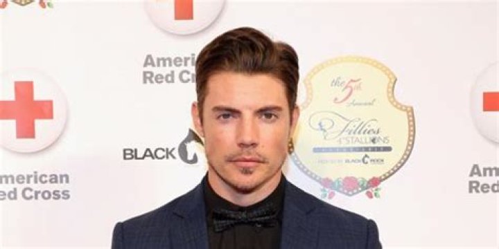 Josh Henderson Net Worth | Celebrity Net Worth