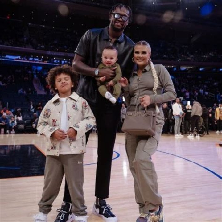 Julius Randle Bio - injury, bio, wiki, salary, net worth, highlights, stats, height