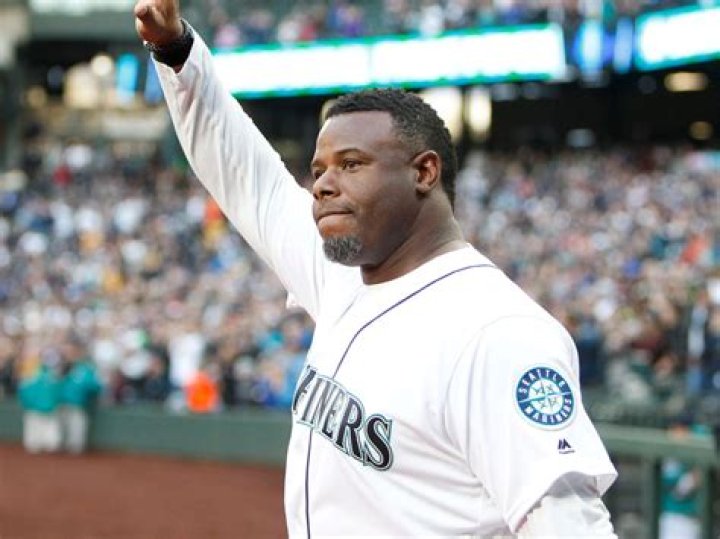 Ken Griffey Jr. Biography- MLB player, Salary, Earnings, Net worth, Contract, Stats, Married, Relationship, Affair, age, Height, Family, Children, Wife