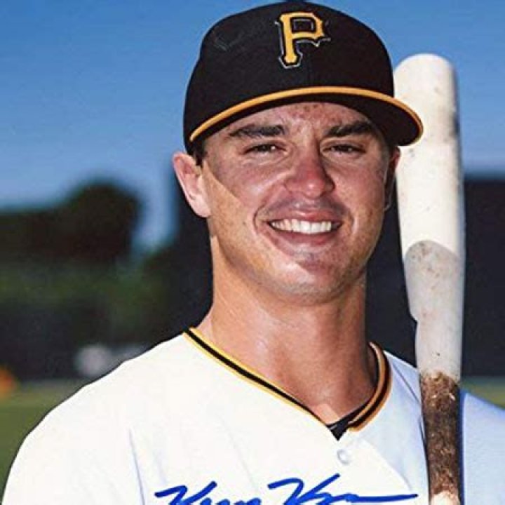 Kevin Kramer Biography- MLB player, Salary, Contract, Earnings, Net worth, Married, Relationship, Affair, Age, height, Wife, Girlfriend, Children