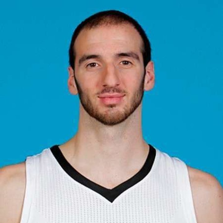 Kosta Koufos Bio - biography, contract, salary, net worth, weight, wife, child