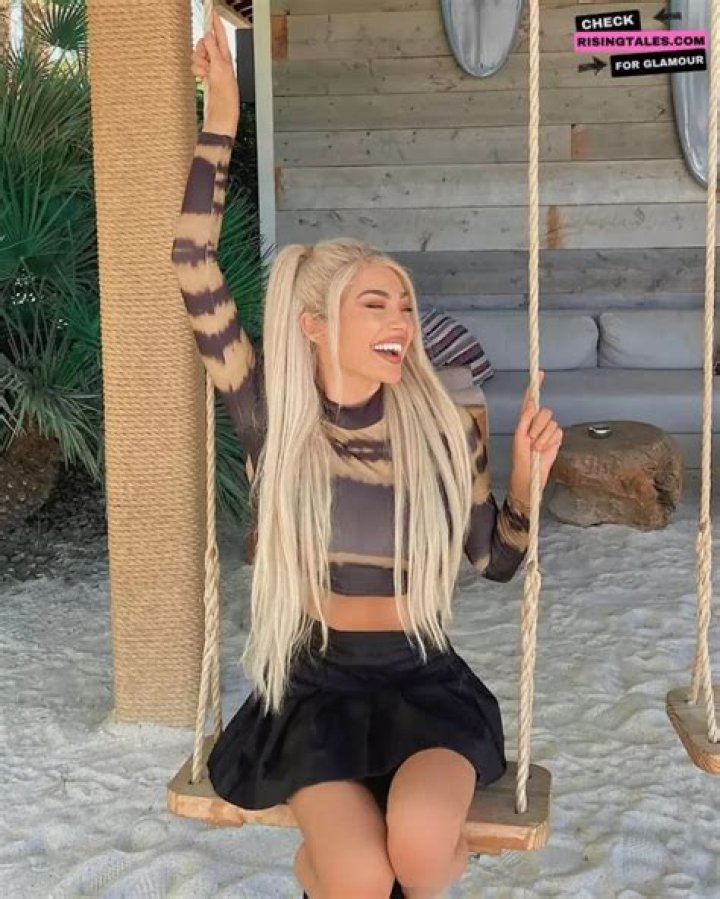 Kristen Hancher Height, Weight, Age, Body Statistics