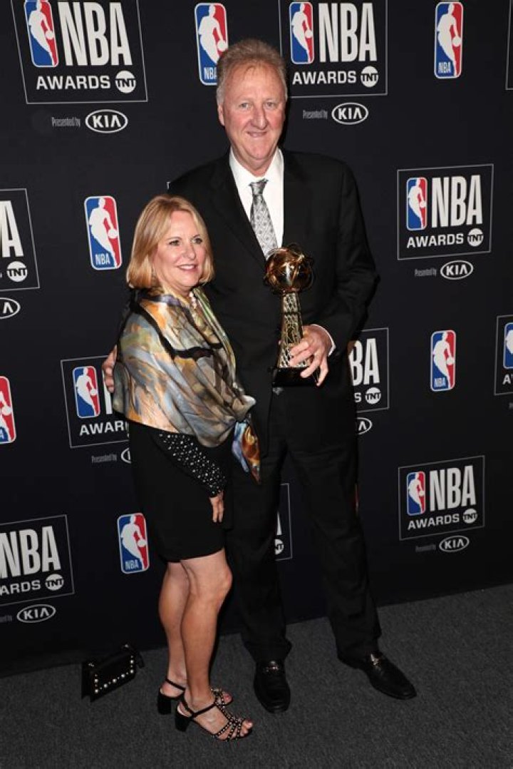 Larry Bird | Bio-married, divorce, affair, children, salary, net worth, wife, age, NBA, stats, contracts, relationship, biography