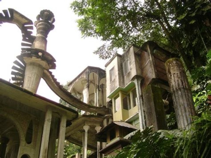 Las Pozas: The "Surrealist Xanadu" Playground Built By A Millionaire In The Mexican Jungle