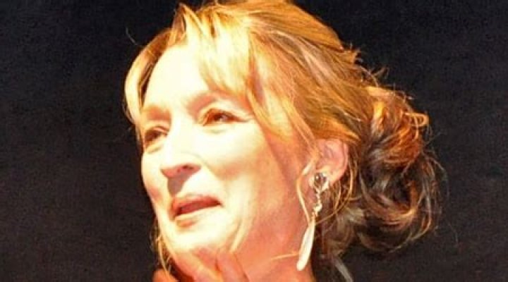 Lesley Manville Height, Weight, Age, Family, Facts, Biography
