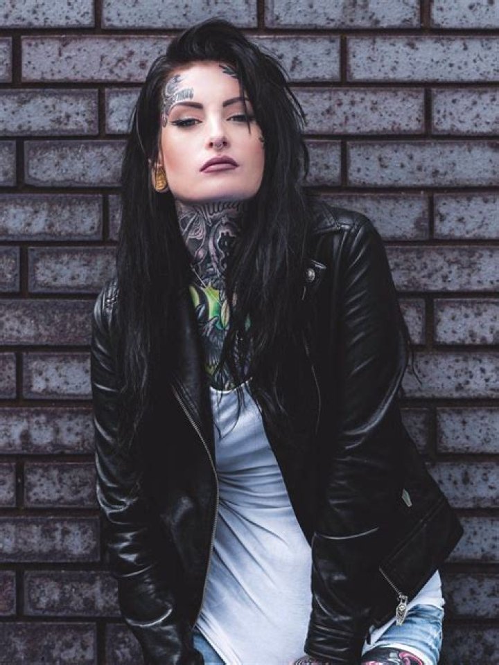 Lusy Logan - Bio, Age, Wiki, Facts and Family