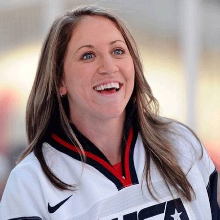 Meghan Duggan Bio - net worth, salary, married, affair, dating, relationship, age, career, nationality, husband